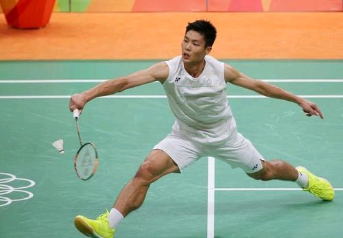 斯的中前场 斯的中前场